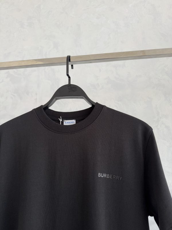 BURBERRY Erkek Siyah T-Shirt Premium 2025 - Görsel 2